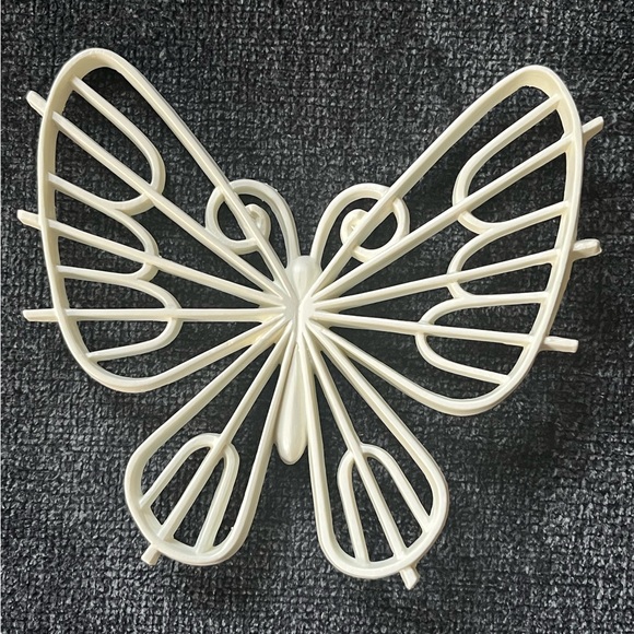 Vintage Burwood Butterfly 70’s Wall Decor Set Of 2 - Picture 4 of 7